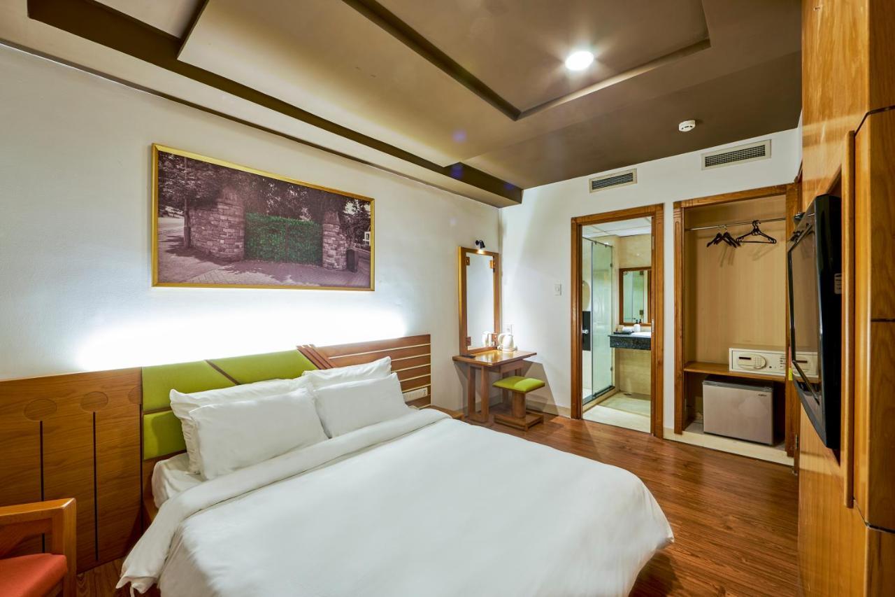 The Noble Swan Hotel Saigon Bandar Ho Chi Minh Luaran gambar